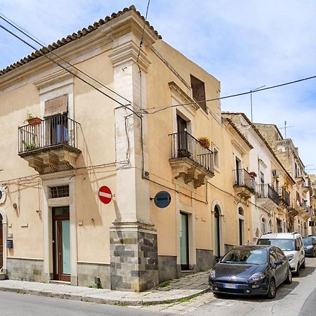 Mario Leggio 83, Gocce Di Sicilia Villa Ragusa Exteriör bild